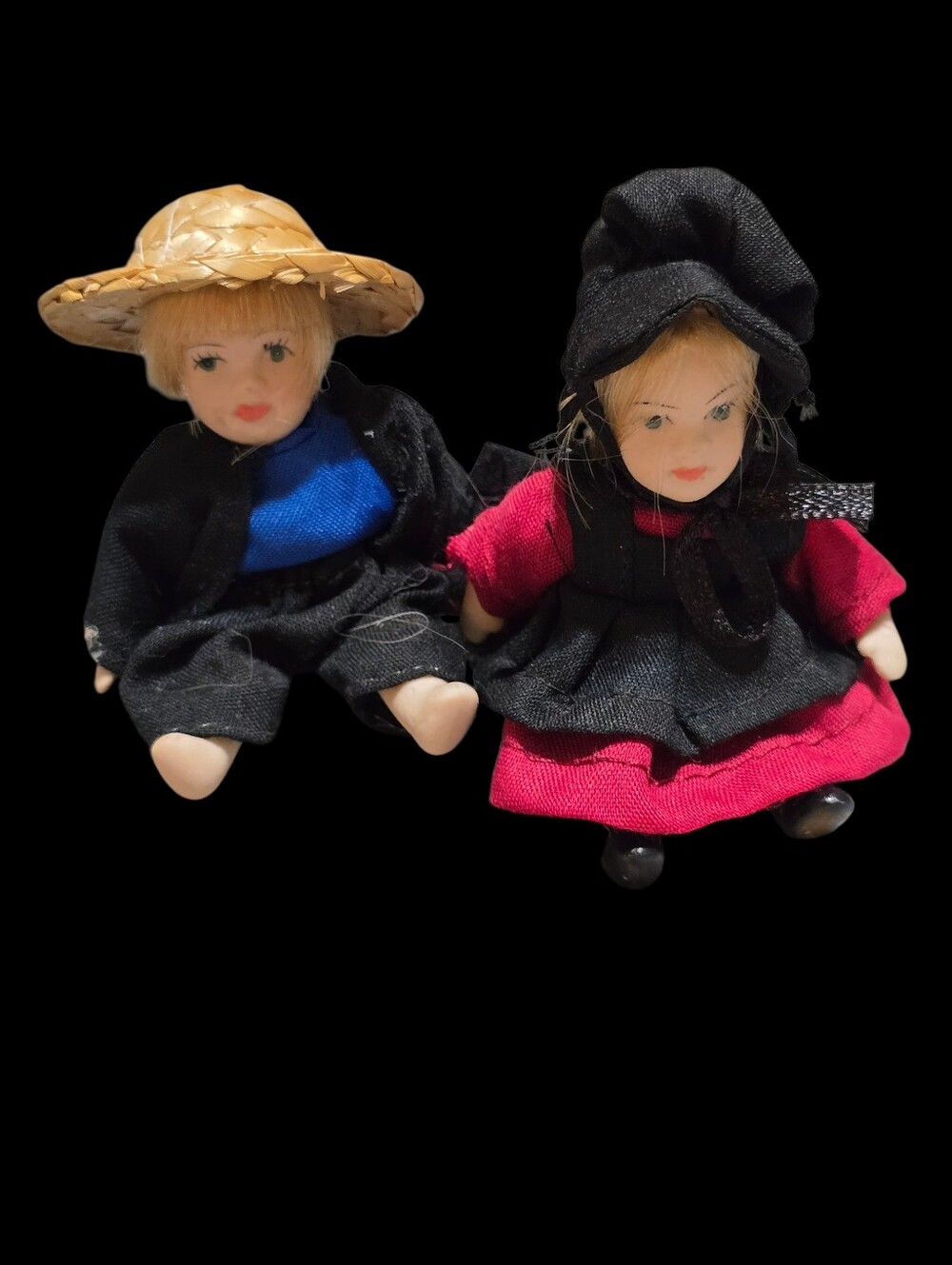Vintage | Porcelain Little Dolls
